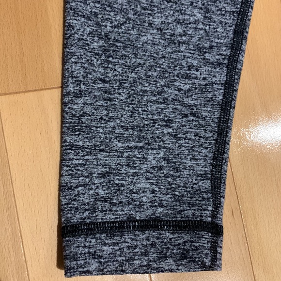 Lululemon Wunder Under Heathered Black & Grey Low-Rise leggings - size 4 - Picture 3 of 16